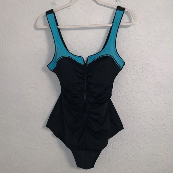 Women’s Reebok Zipper Front One-Piece Swimsuit Size 6 - Picture 1 of 10